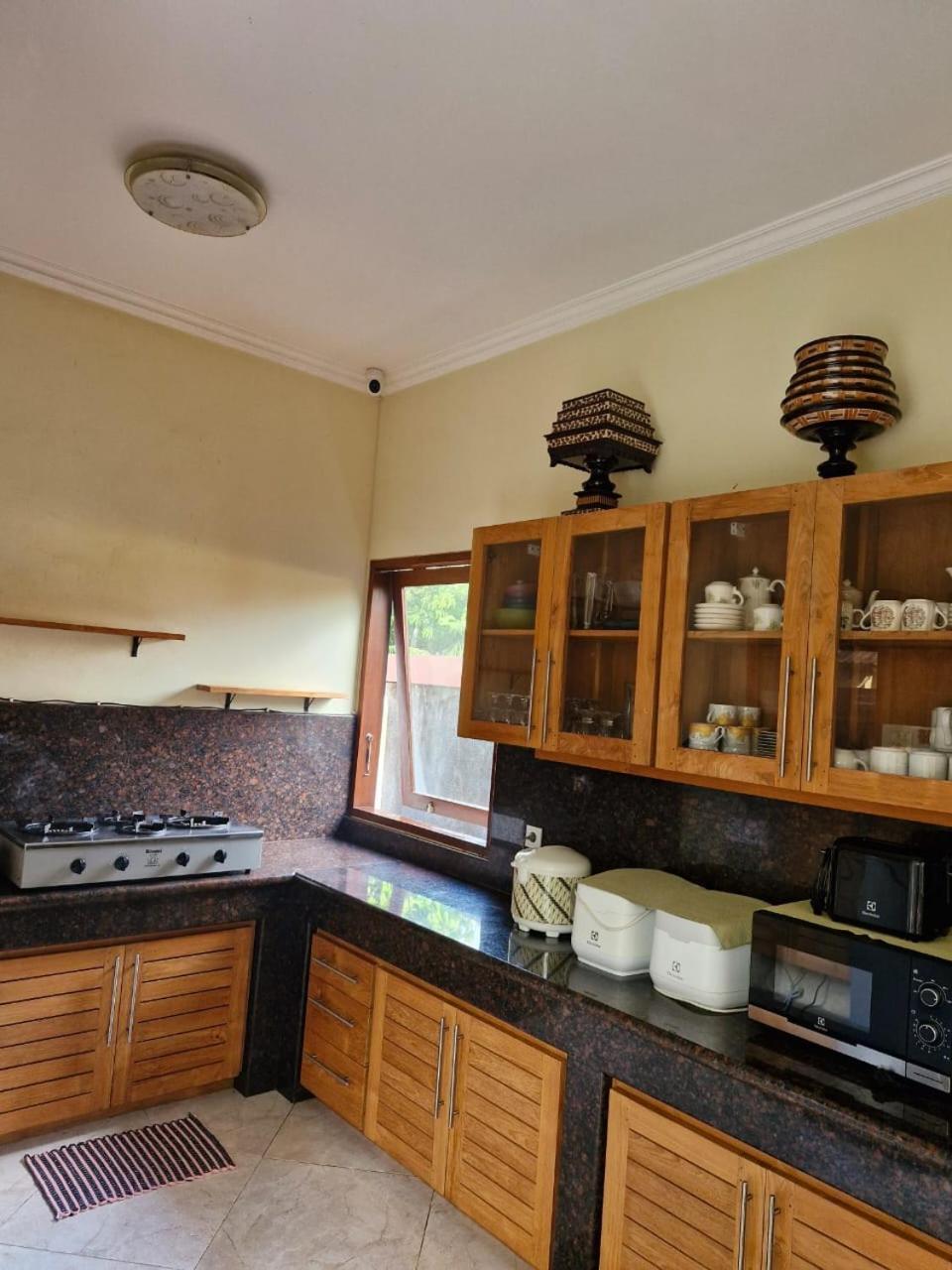 נוסה-למבונגן Sari Ayuning Nusa Guest House מראה חיצוני תמונה