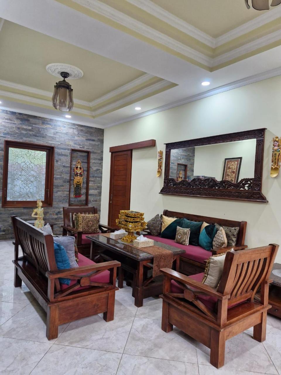 נוסה-למבונגן Sari Ayuning Nusa Guest House מראה חיצוני תמונה