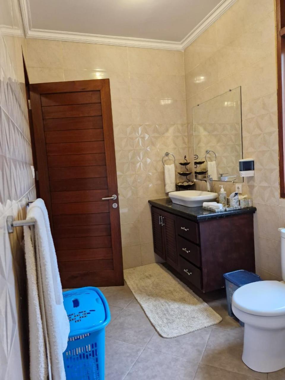נוסה-למבונגן Sari Ayuning Nusa Guest House מראה חיצוני תמונה